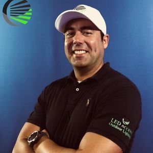 Meet your Posher, Dennis